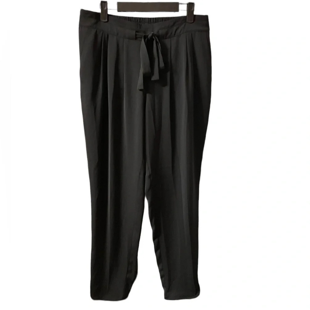 R LABEL BLACK TIE WAIST STRAIGHT LEG PANTS